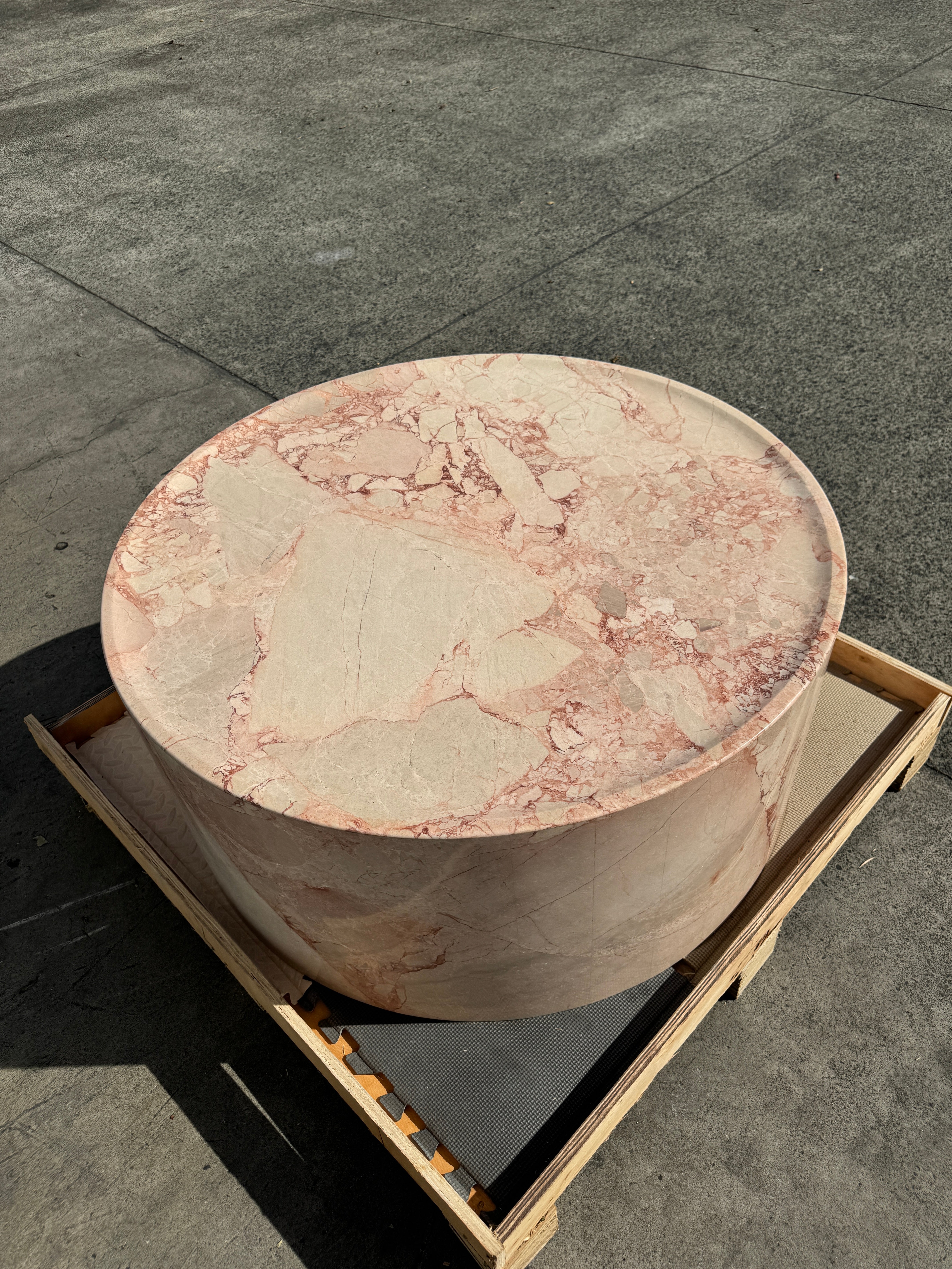 Rounded Coffee Table - Pearl Pink Blush Marble